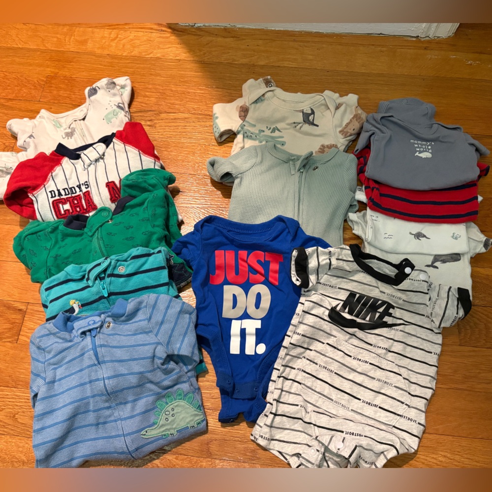 GUC newborn lot of carters and Nike items